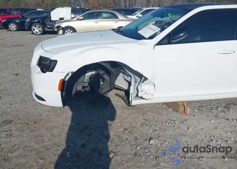 2020 Chrysler 300 Touring from USA, damaged, VIN 2C3CCAAG0LH201164